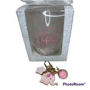 "It's a girl" wine glass and key chain